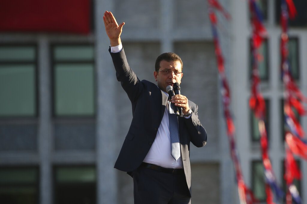 Ιμάμογλου: Προφυλακίστηκε για «διαφθορά» ο μεγάλος αντίπαλος του Ερντογάν – Αντιδράσεις σε όλη την Τουρκία