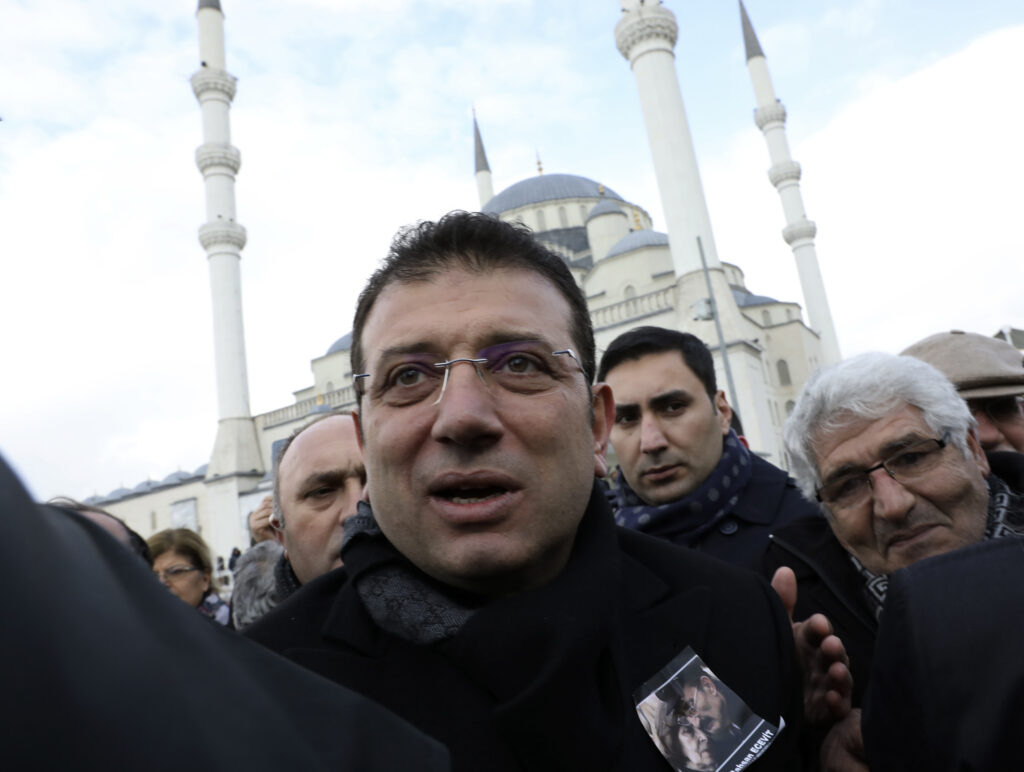 Σύλληψη Ιμάμογλου: «Κακό σημάδι» λέει το Βερολίνο – «Εσωτερικό θέμα» σχολίασε το Κρεμλίνο