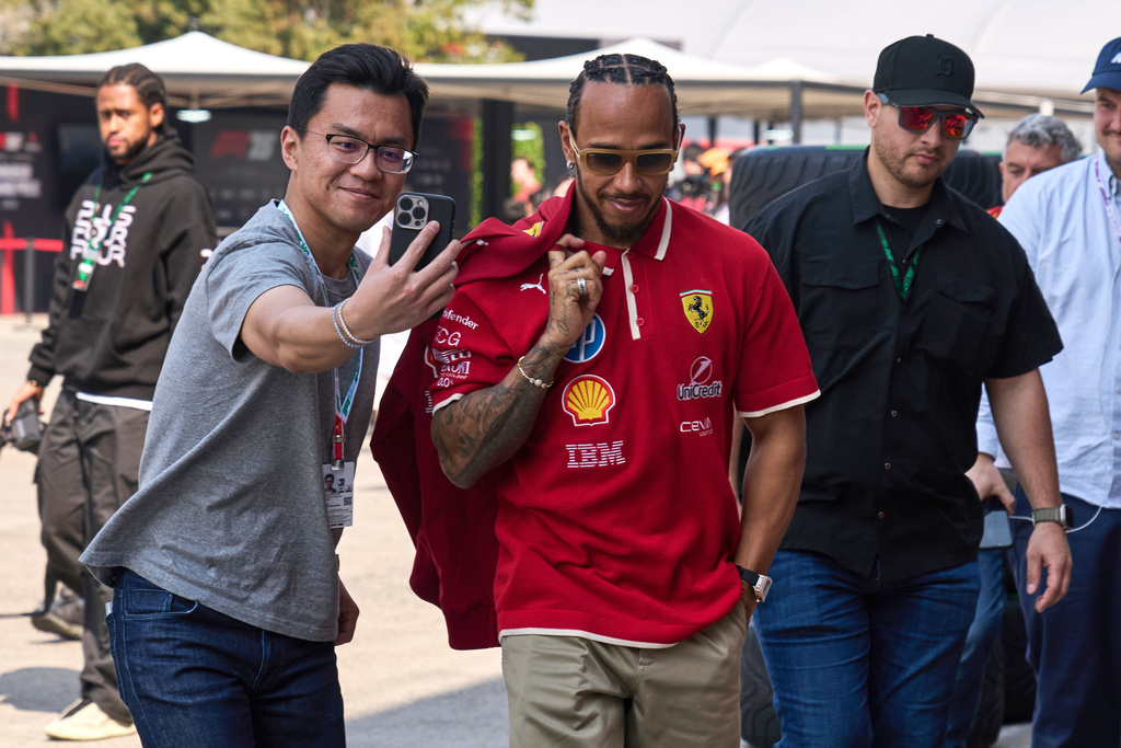 Formula 1: Ο Λιούις Χάμιλτον στην pole για τον αγώνα Sprint – Η πρώτη με τη Ferrrari