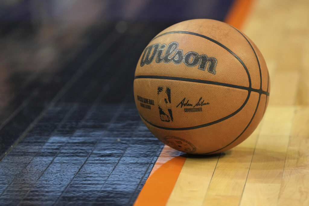 Το NBA «συζητά» τη δημιουργία λίγκας στην Ευρώπη με 12+4 ομάδες – Τι δήλωσε ο Άνταμ Σίλβερ