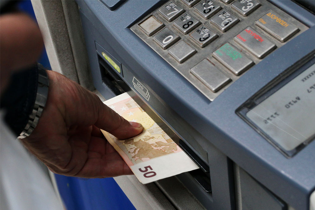 Δώρο Πάσχα 2025: Πότε καταβάλλεται – Πώς υπολογίζεται
