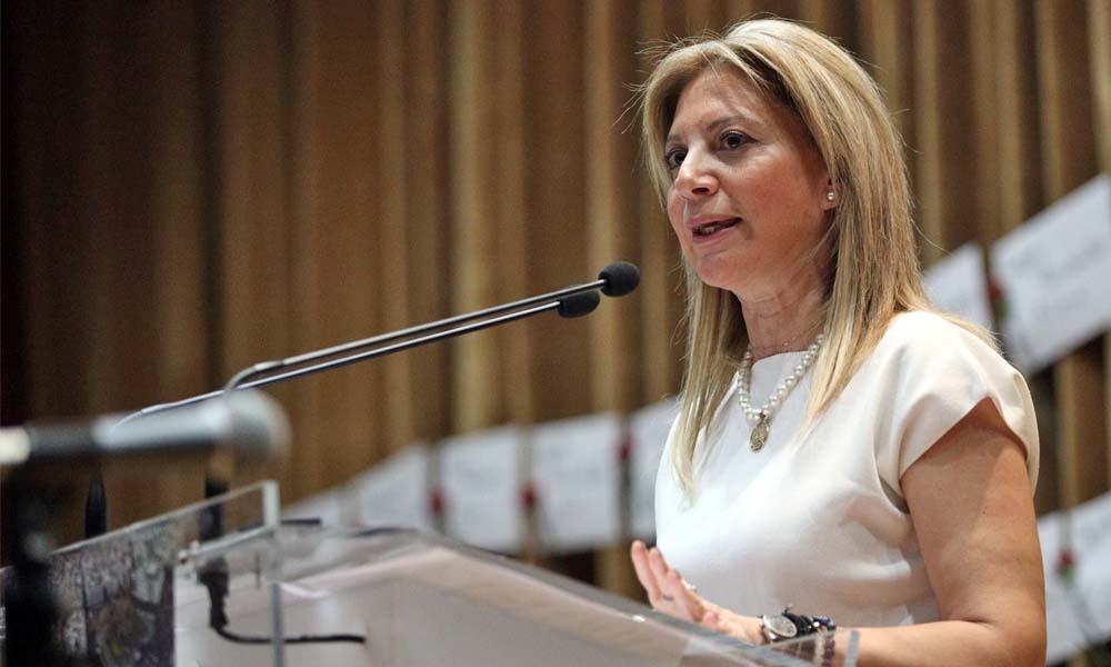 Σωπάστε και ακούστε…