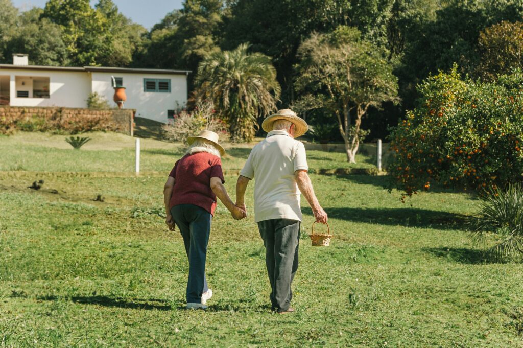Από αυτή την ηλικία θεωρείται κανείς ηλικιωμένος – Οι παράγοντες κινδύνου και η ευαλωτότητα