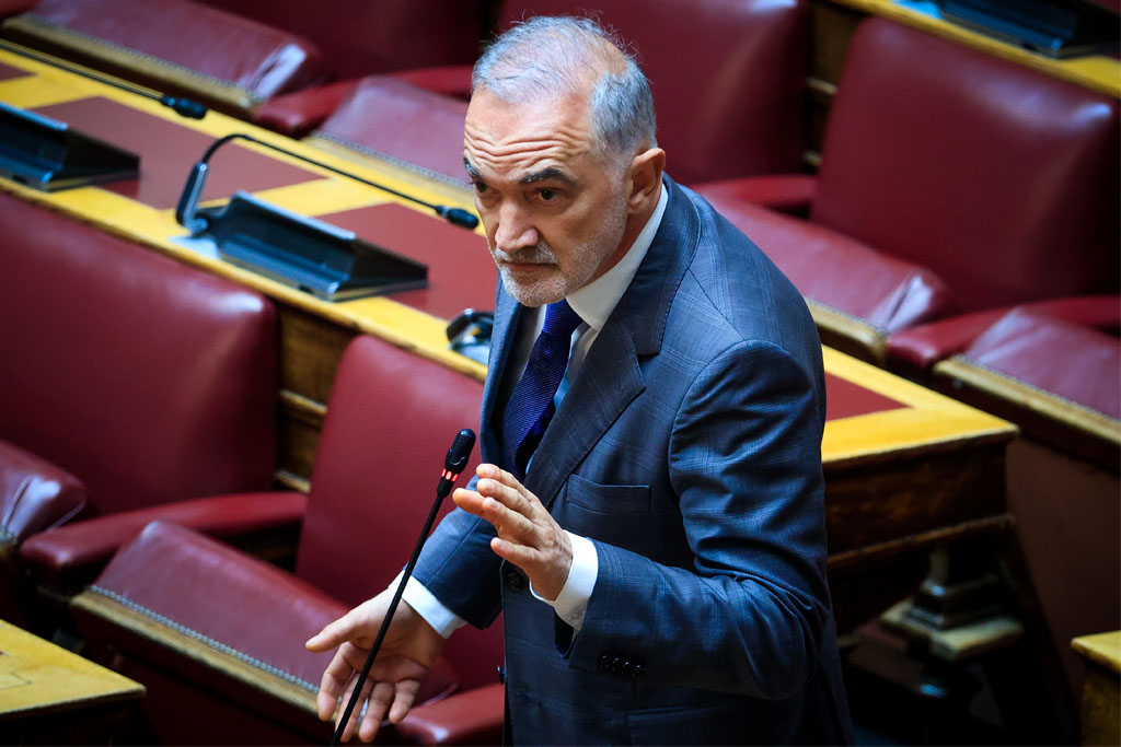 Μάριος Σαλμάς: «Οι βουλευτές της ΝΔ να κινήσουν διαδικασίες αλλαγής αρχηγού εν πτήσει»