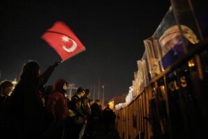 Τουρκία: Ελεύθεροι τρεις δημοσιογράφοι &#8211; Μεταξύ αυτών και ο φωτορεπόρτερ του AFP