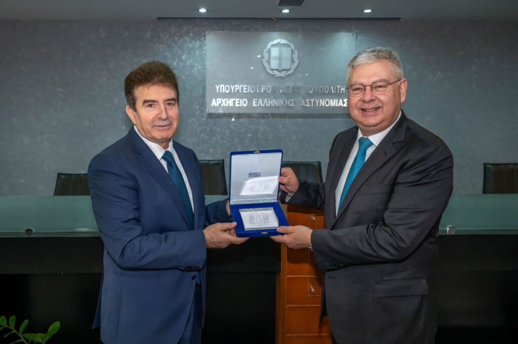 HELLENiQ ENERGY: Νέα προσφορά οχημάτων στην ΕΛ.ΑΣ για τις ανάγκες σε Θριάσιο Πεδίο και Δυτική Θεσσαλονίκη