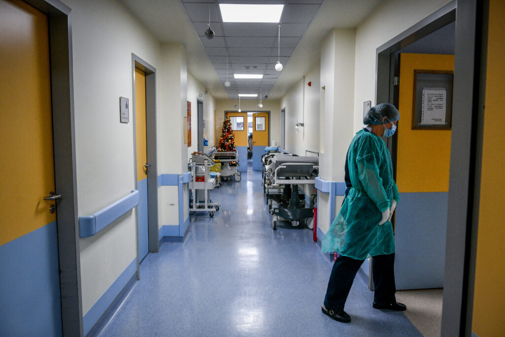 Η απάντηση του νοσοκομείου Αλεξάνδρα για τη φωτιά στο χειρουργείο