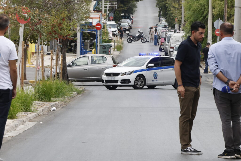Συναγερμός στη Νέα Ιωνία: Τηλεφώνημα για βόμβα σε τράπεζα