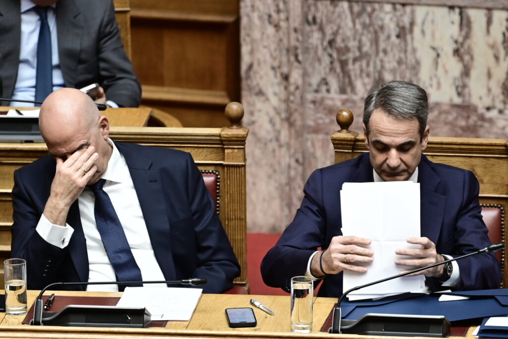 Μητσοτάκης αδειάζει Δένδια – Δίνει τα εξοπλιστικά στον Ντόκο και στήνει «παράλληλο ΥΠΕΘΑ»