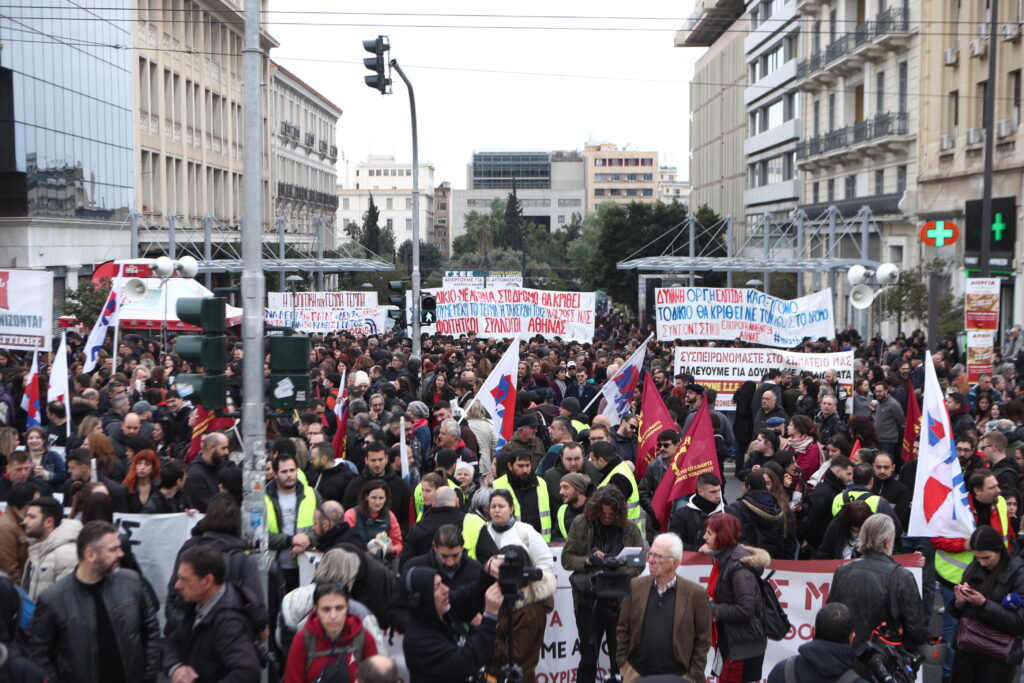 Απεργία 9 Απριλίου: Πανελλαδικός ξεσηκωμός για συλλογικές συμβάσεις και ακρίβεια – Μηνύματα και για Τέμπη (Photos)