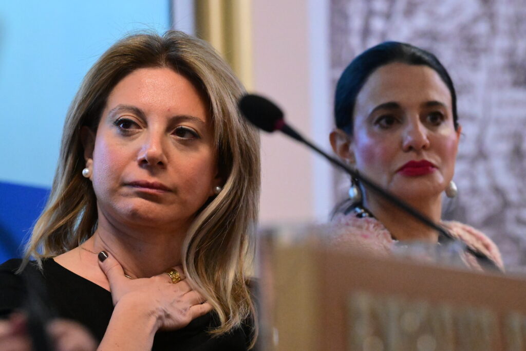 Καρυστιανού: Κατηγορούμαστε από την κυβέρνηση για σκόπιμη διαστρέβλωση της αλήθειας