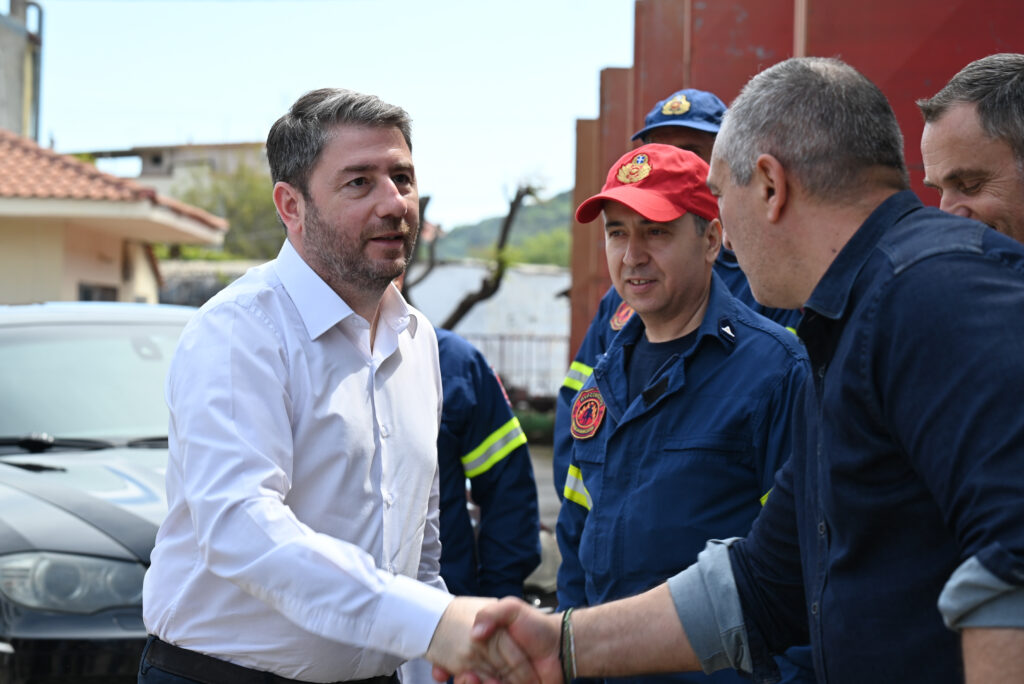 Ανδρουλάκης: «Επίδομα επικίνδυνης και ανθυγιεινής εργασίας και στους πυροσβέστες»