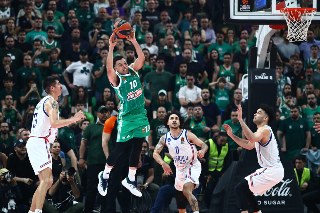 Παναθηναϊκός-Εφές 87-83: Ένα βήμα πιο κοντά στο Άμπου Ντάμπι