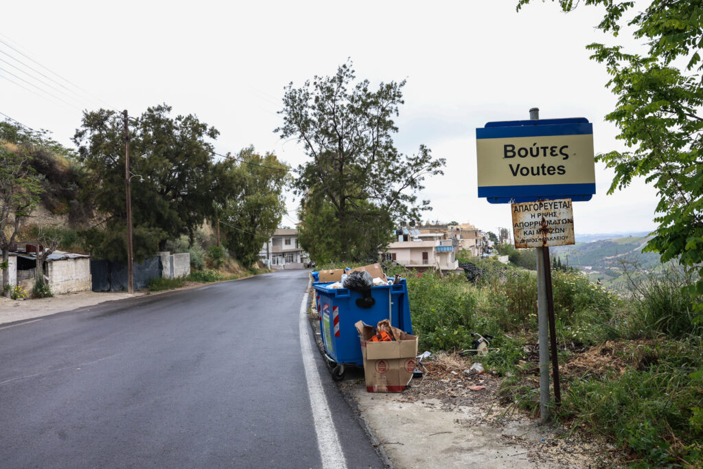 Βούτες: «Εξελίξιμο και επικίνδυνο φαινόμενο – Ό,τι είναι να γίνει θα γίνει τις επόμενες 4 ημέρες» – Τι εξηγεί ο καθηγητής Ζεληλίδης (Video)