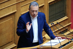 Φάμελλος για δικογραφία Καραμανλή: «Να μη διανοηθούν να επαναλάβουν τις παράνομες μεθοδεύσεις της Προανακριτικής Τριαντόπουλου»