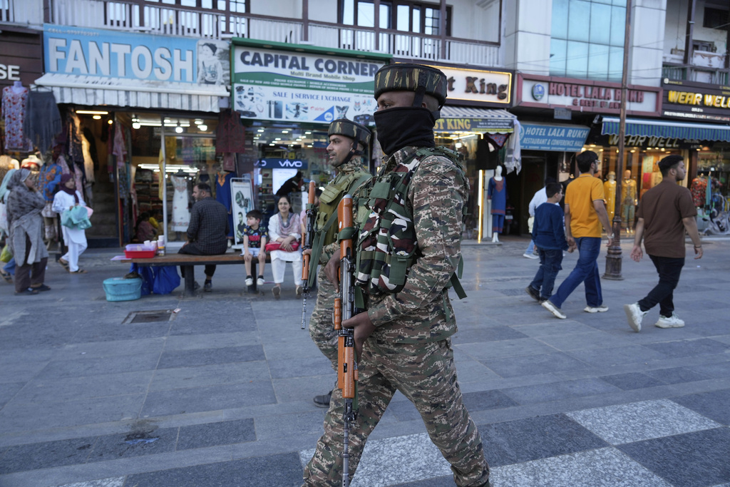 Ινδία και Πακιστάν επί ποδός πολέμου – «Επιχειρησιακή ελευθερία» έδωσε ο Μόντι στον στρατό