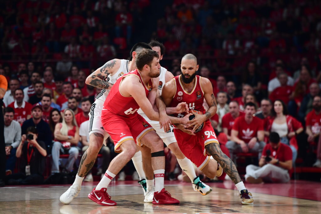Ρεάλ – Ολυμπιακός: Πού θα δείτε το Game 3 των πλέι οφ της Euroleague