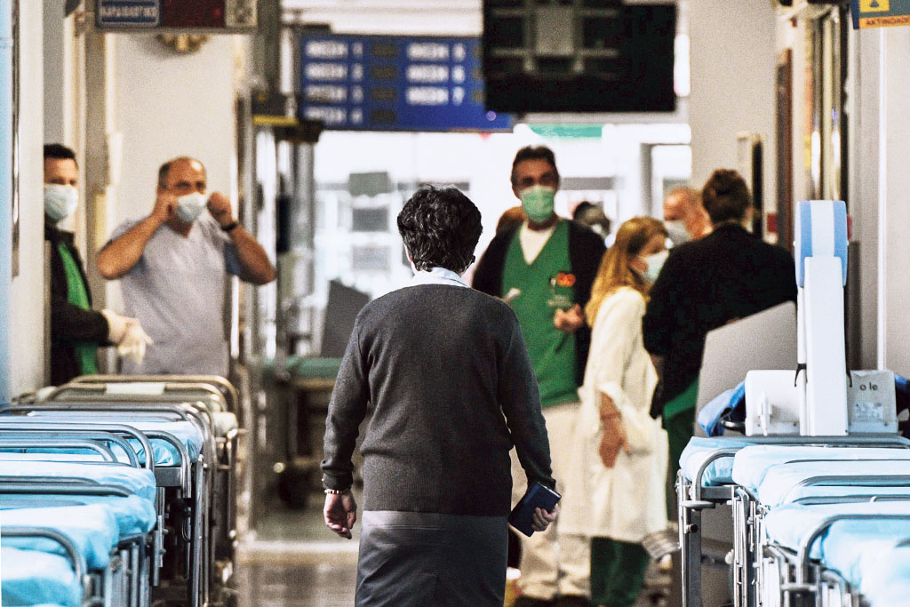 Γιατροί ΕΣΥ: Εφημερεύουν μέχρι τελικής εξόντωσης – Τι ισχύει στο εξωτερικό