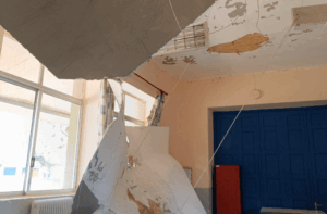 Φιλιατρά: Κατέρρευσε οροφή σε δημοτικό σχολείο &#8211; Τι καταγγέλλει η ΔΟΕ