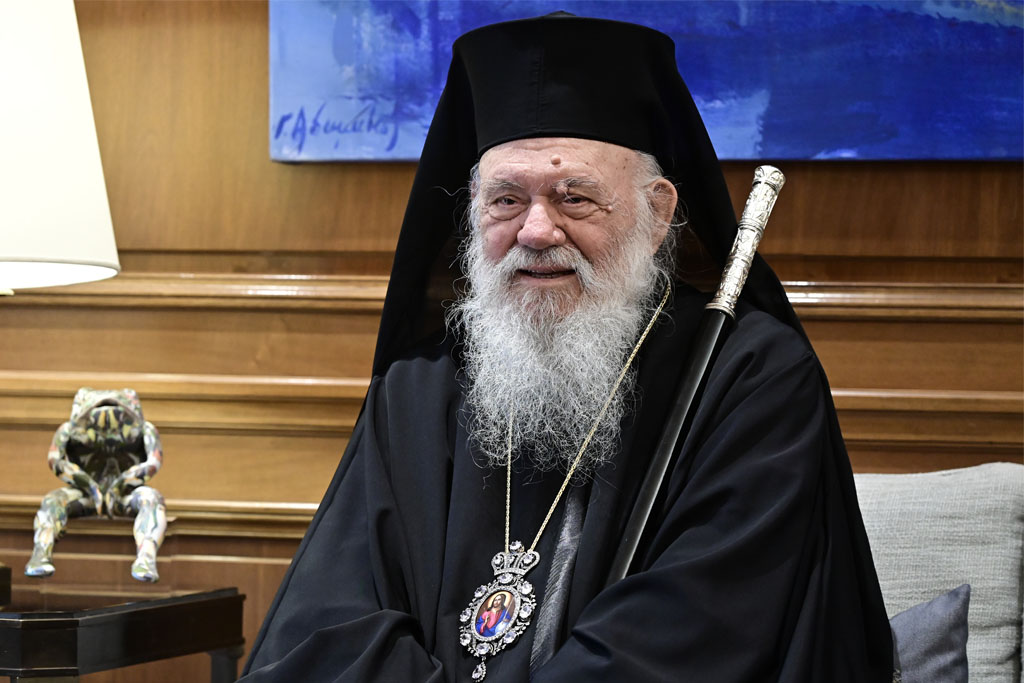Κύρτσος για συνέντευξη Ιερώνυμου στο Breitbart: «Η Εκκλησία αγγίζει την πλήρη ηθική χρεωκοπία»