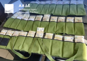 ΑΑΔΕ: Κατάσχεσε 1,2 εκατ. ευρώ στον Έβρο – Η «μέθοδος του μυρμηγκιού» από επιβάτιδες ΙΧ (Photos)