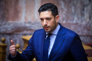 Πώς ο Κυρανάκης έκρυβε τη σχέση της «Ομάδας Αλήθειας» με τη ΝΔ και τον ίδιο (Video)