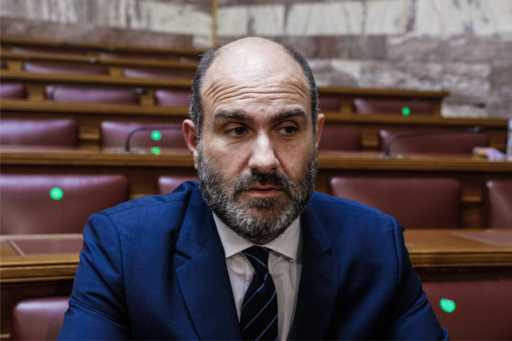 Κατά μέτωπο επίθεση Μαρκόπουλου σε Σκέρτσο για τα Τέμπη