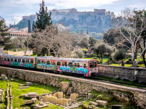 Πάσχα 2025: Πώς θα κινηθούν λεωφορεία, τρόλεϋ και μετρό από τη Μεγάλη Παρασκευή ως την Τετάρτη του Πάσχα