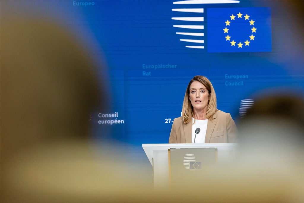 «Μπλέκεται» το ChatGPT με τις απαντήσεις της Κομισιόν; – «Το Ευρωκοινοβούλιο ζητά απαντήσεις»