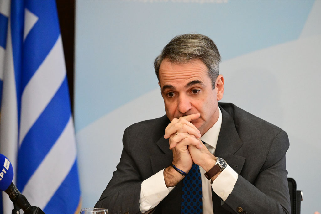 Μητσοτάκης στο ναδίρ: Η φθορά αγγίζει τα ποσοστά Σαμαρά πριν την πτώση – Έρευνα Public Issue