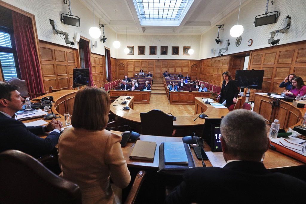 Τίτλοι τέλους στην Προανακριτική: Αποχωρήσεις και καταγγελίες από την αντιπολίτευση