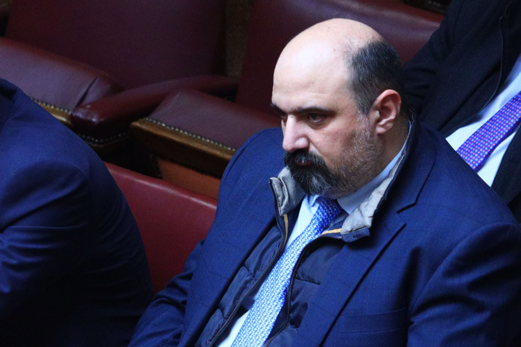 Προανακριτική: Ούτε στην Ολομέλεια πάτησε το πόδι του ο Τριαντόπουλος – Νέο (πιο) προκλητικό υπόμνημα