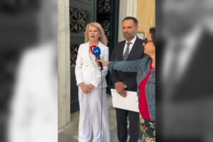 Το Κίνημα Δημοκρατίας κατέθεσε στον εισαγγελέα στοιχεία για τη χρηματοδότηση της «Ομάδας Αλήθειας»