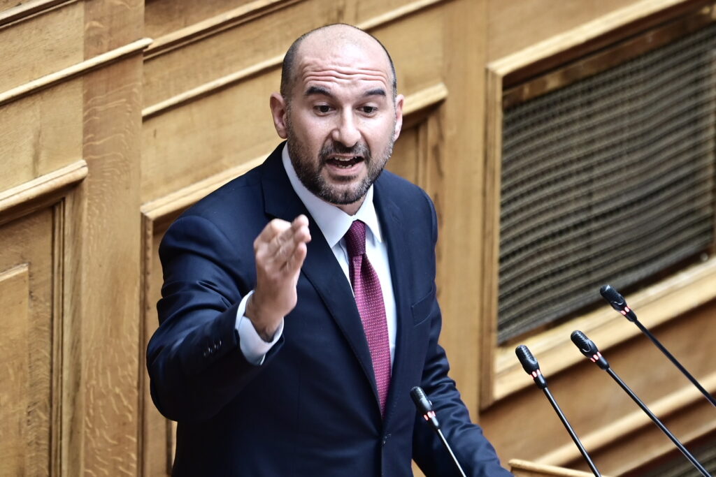 Δημήτρης Τζανακόπουλος στο Documento: Η αξίωση για συγγνώμες δεν συνιστά πολιτική