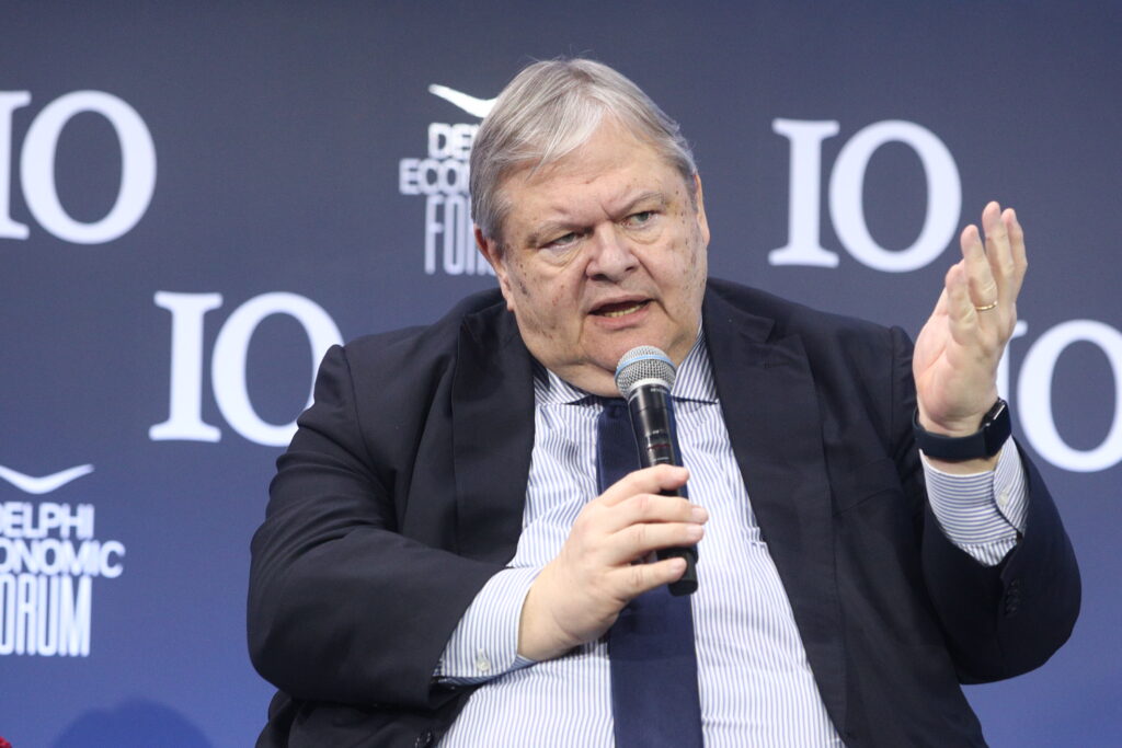 Βενιζέλος: «Ο Τραμπ δεν βλέπει τη Ρωσία ως απειλή – Και έχει δίκιο»
