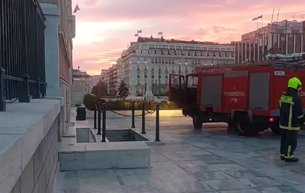 Απειλητικό μήνυμα για βόμβα στη Βουλή (Video)
