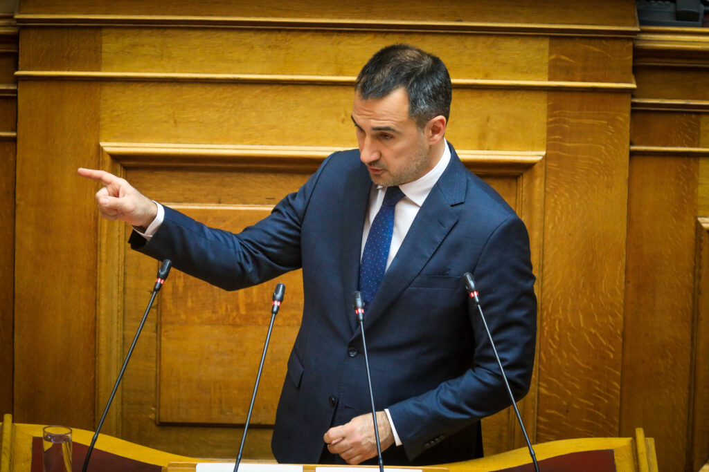Νέα Αριστερά: Οι διαφωνίες περνούν από το Πολιτικό Γραφείο στην Κεντρική Επιτροπή για τις συνεργασίες