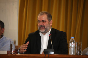 Αρχιεπισκοπή Αμερικής: Ζητά αποζημίωση για φωτογραφίες, απειλεί με μήνυση τον Ιγνατίου &#8211; Τι απαντά ο δημοσιογράφος