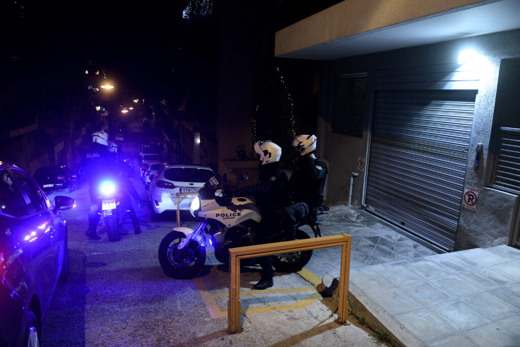 Περιστέρι: Λήστεψε δύο πρακτορεία τυχερών παιχνιδιών μέσα σε 25 λεπτά – Απέσπασε 2200 ευρώ