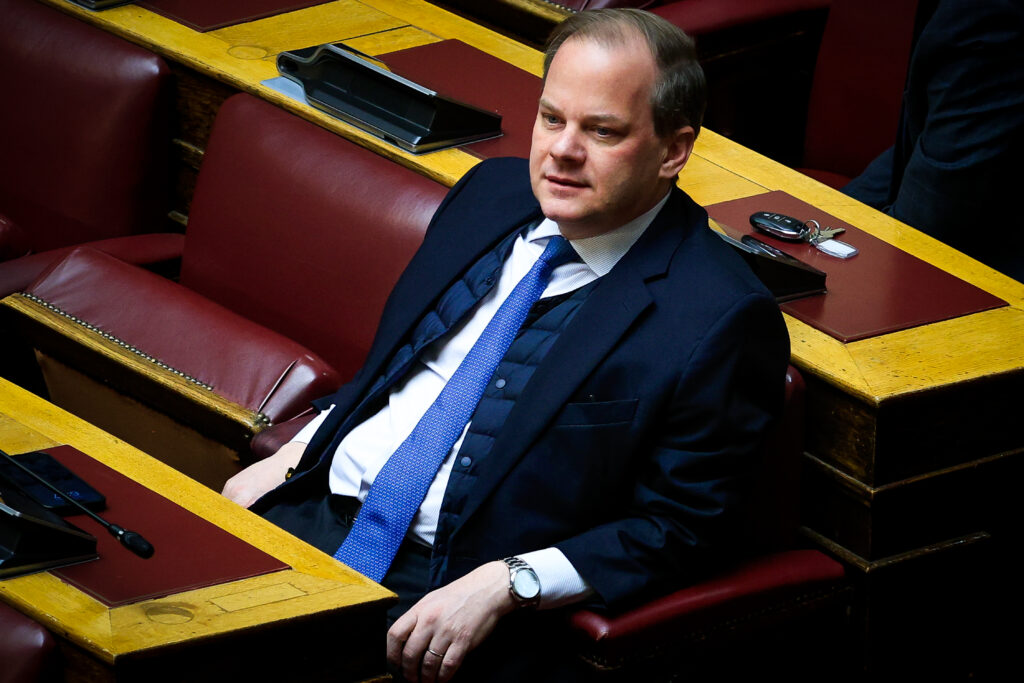 Έγκλημα Τέμπη: Νέα δικογραφία στη Βουλή μετά από μήνυση συγγενών θυμάτων