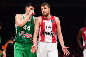 Final Four 2025: Ολυμπιακός &#8211; Παναθηναϊκός στον μικρό τελικό, Μονακό &#8211; Φενέρ για το τρόπαιο  – Τι ώρα είναι τα ματς