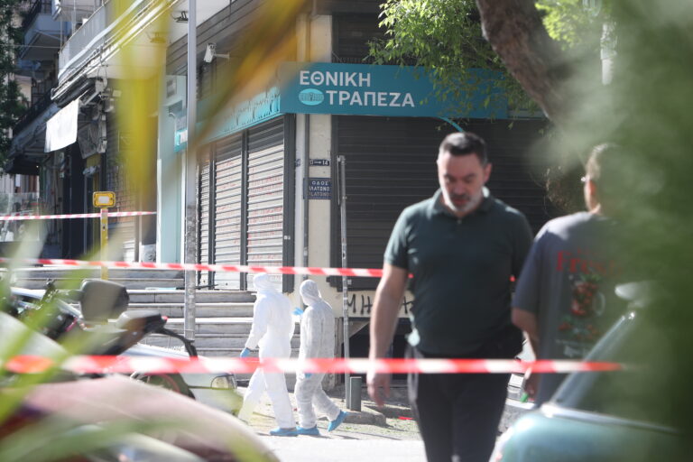 Δημογλίδου (ΕΛΑΣ) για έκρηξη: «Προσπαθούμε να διαπιστώσουμε εάν η άτυχη γυναίκα σχετίζεται με την έκρηξη» (Video)