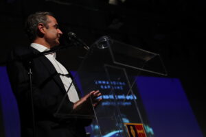Προκάτ συγκίνηση και ευχολόγια