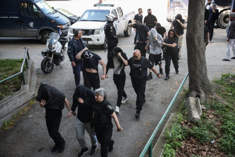 Ποινική δίωξη για τους 28 συλληφθέντες του ακροδεξιού μορφώματος της «Εθνικιστικής Νεολαίας Θεσσαλονίκης»
