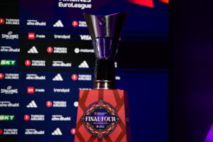 Final Four LIVE, Φενέρμπαχτσε &#8211; Παναθηναϊκός: Μάχη για μια θέση στον τελικό (Α&#8217; Δεκάλεπτο)