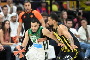Φενέρμπαχτσε &#8211; Παναθηναϊκός 82-76: Παρέδωσαν το στέμμα τους οι «πράσινοι»