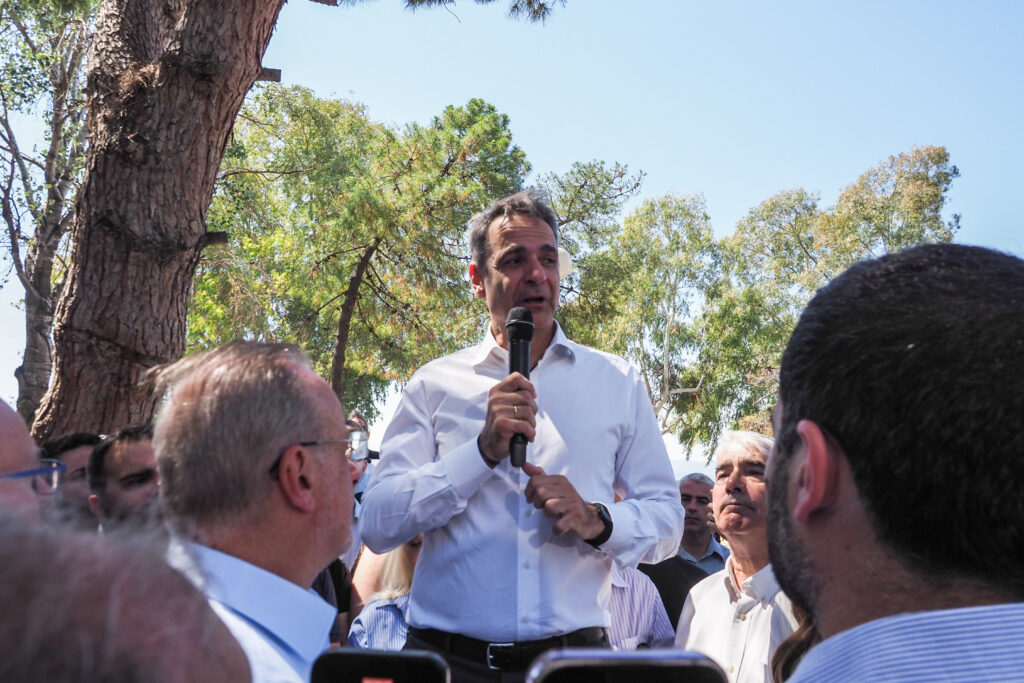 «Λεφτά υπάρχουν»: Καρφί από Κύρτσο για το ελικόπτερο Μητσοτάκη για διαδρομή 1,5 ώρας