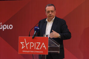 Βουλή: Την παραπομπή ποιων προτείνει ο ΣΥΡΙΖΑ &#8211; Γιατί ζητά παραπομπή του Μητσοτάκη