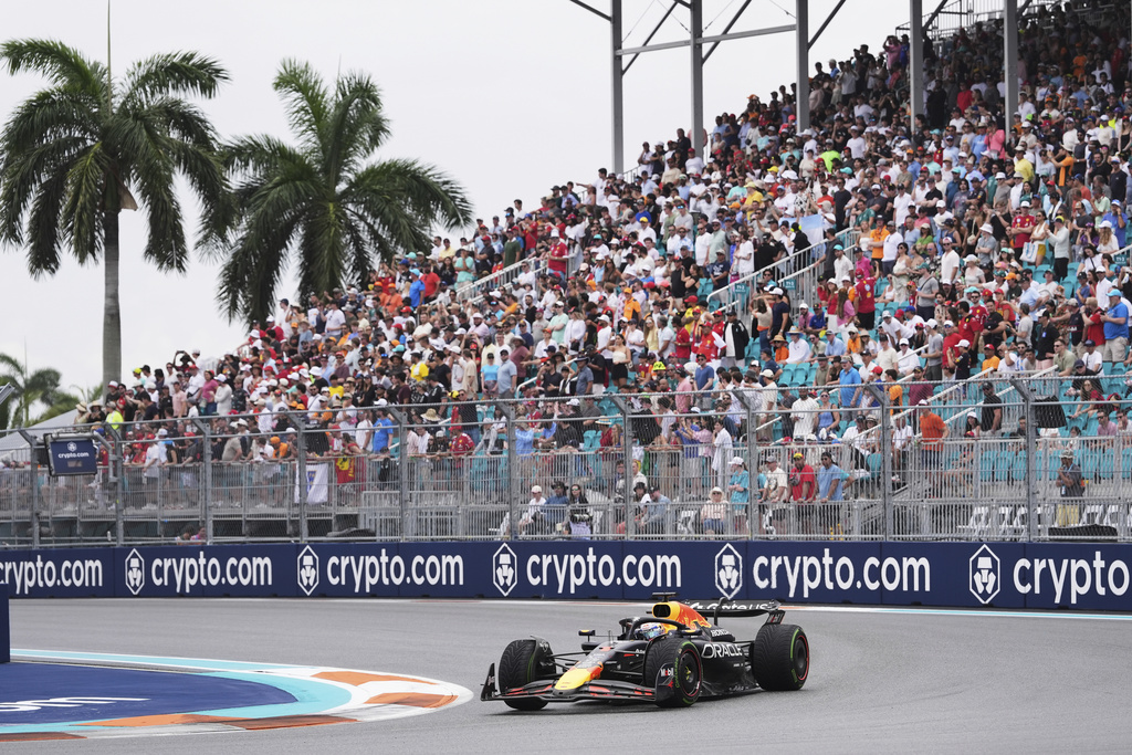 F1 – Μαϊάμι: Ο Φερστάπεν την pole position για τον αγώνα της Κυριακής – Καλή εμφάνιση από τις δύο Williams (Video)