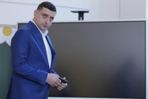 Ρουμανία: Ακύρωση των προεδρικών εκλογών ζητάει ο ηττημένος εθνικιστής υποψήφιος